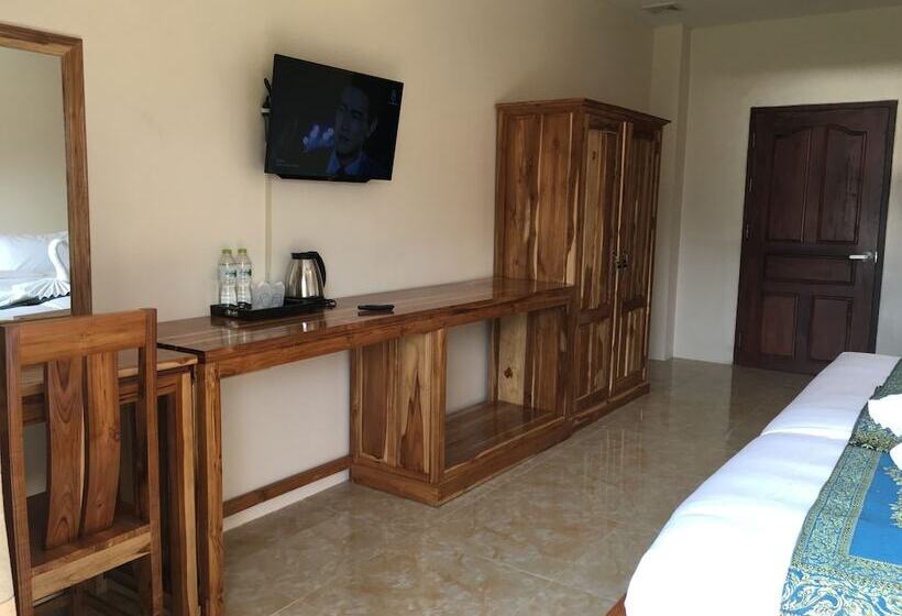 Номер Deluxe, Leego