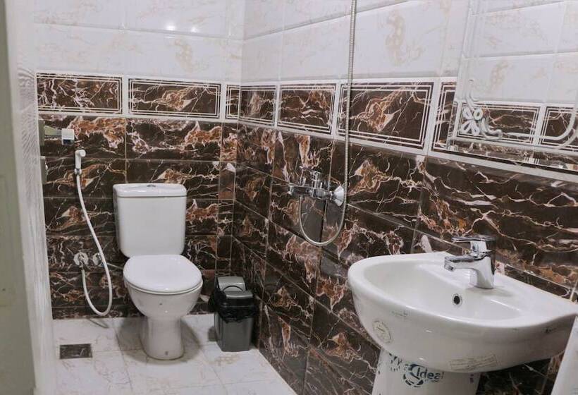 اتاق لوکس یک تخته, Hostgram