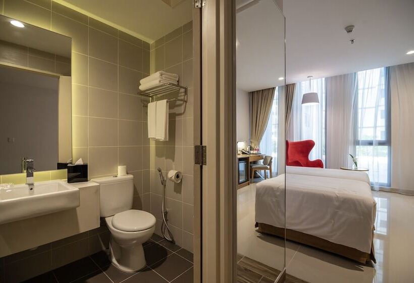 Номер Deluxe, Ramada By Wyndham Meridin Johor Bahru