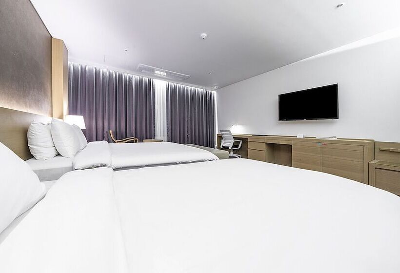 غرفة ديلوكس, Wonju City Hotel Hyeoksin