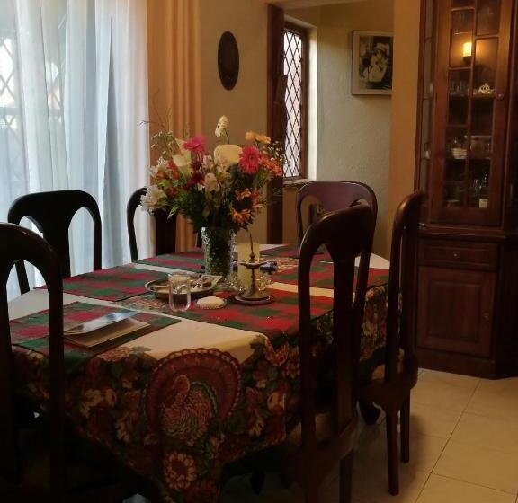اتاق سوپریور, Villa A50