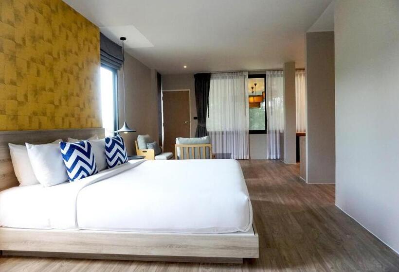 ویلای 2 خوابه, The Lake Chalong Hotel Sha Plus