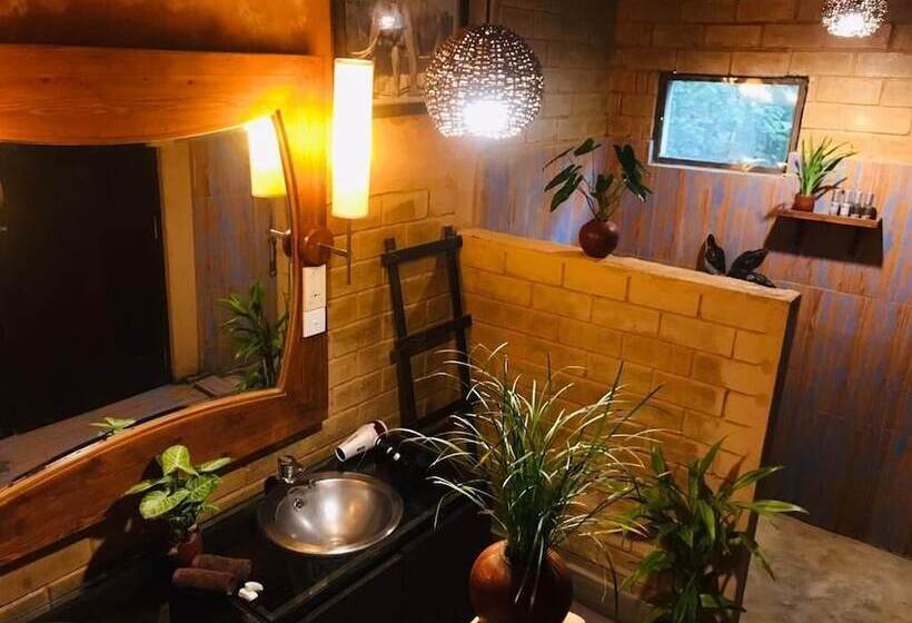 Шале Superior 1 Спальня, Jungle Village