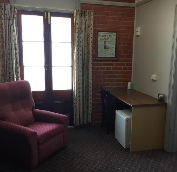 Люкс Вид на Реку, Heritage Hotel Rockhampton