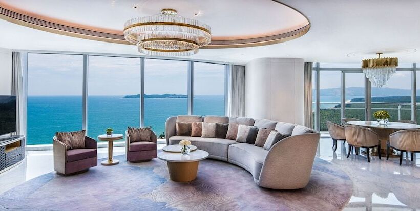 Королевский Люкс, Atlantis Sanya