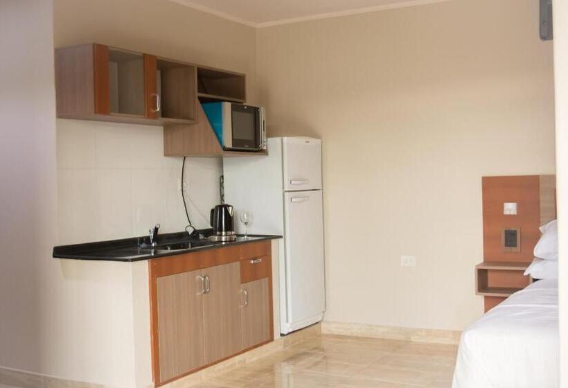 Quarto Superior Quádruplo, Austral