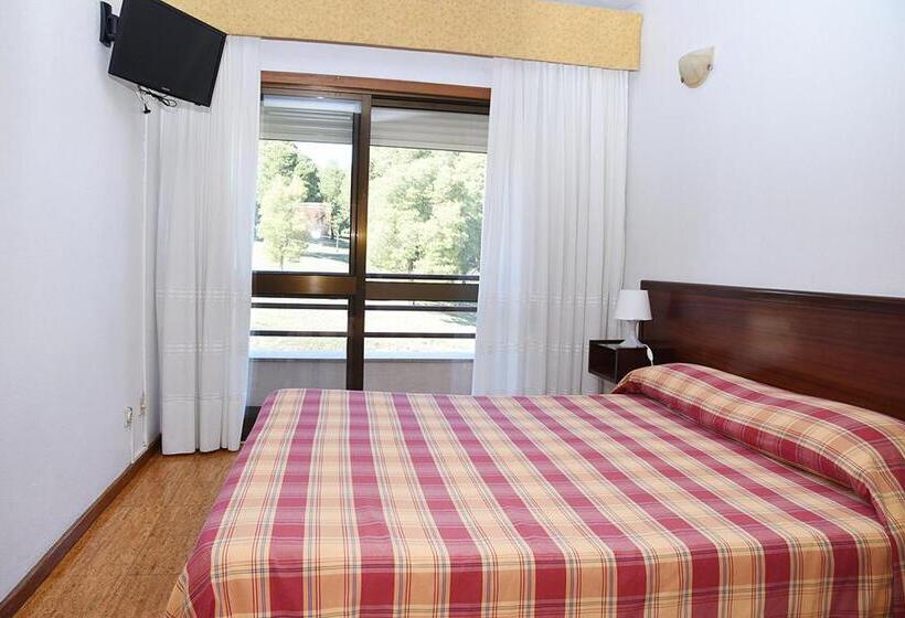 اتاق استاندارد, Val Flores