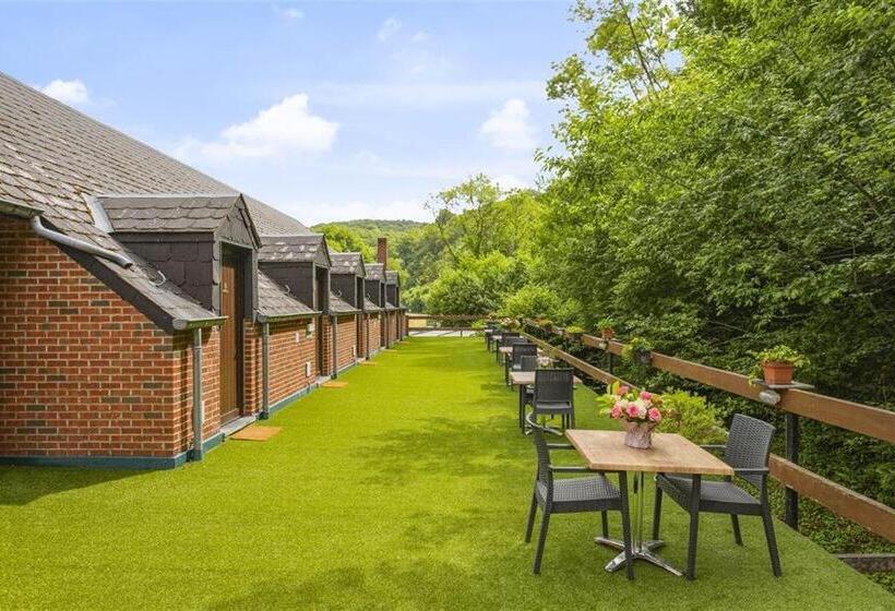 Номер Стандарт, Auberge De La Lesse