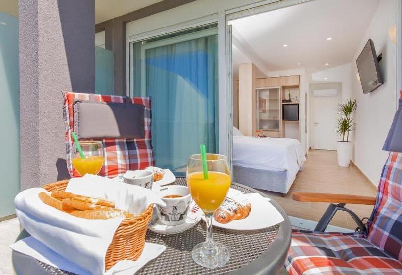 اتاق استاندارد با بالکن, Boutique Flamingo B&b