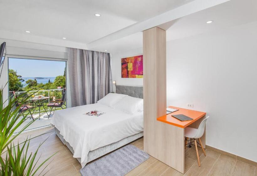 اتاق استاندارد با بالکن, Boutique Flamingo B&b
