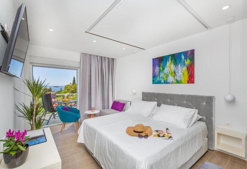 اتاق استاندارد با بالکن و چشم‌انداز دریا, Boutique Flamingo B&b