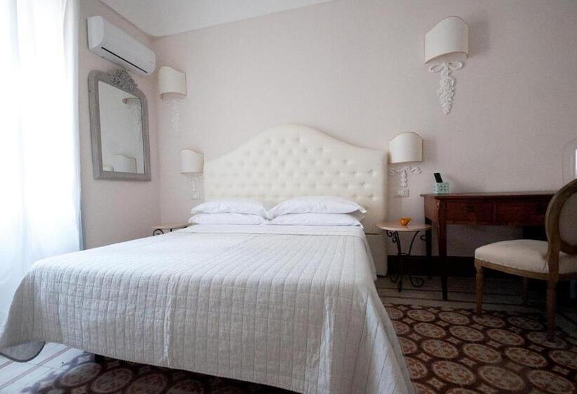 Quarto Deluxe, Sveva Rooms