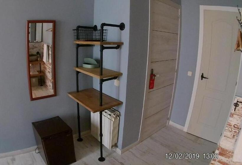 اتاق استاندارد, Hostal Hispalense