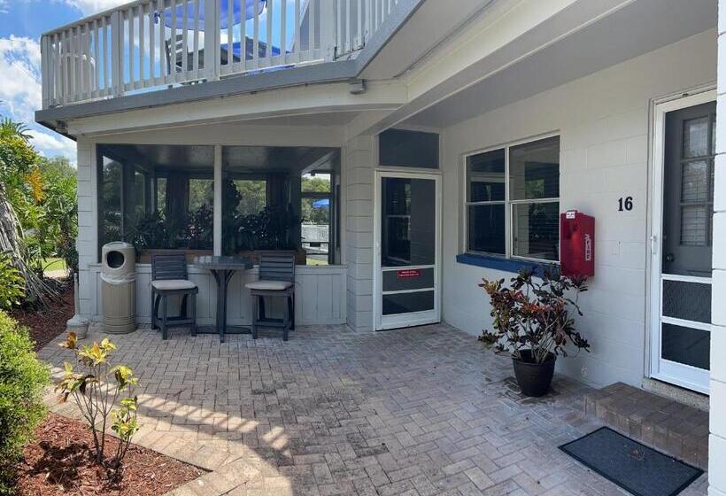 Президентский Люкс, Hontoon Landing Resort & Marina