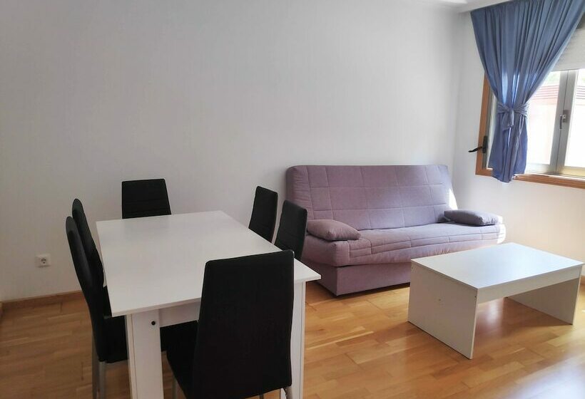 침실 2개 아파트, Apartamentos Ares 3000