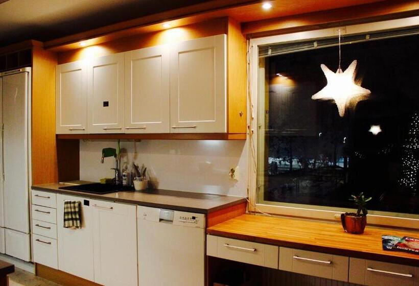 Кровать в Общей Комнате, Guesthouse Arctic Heart