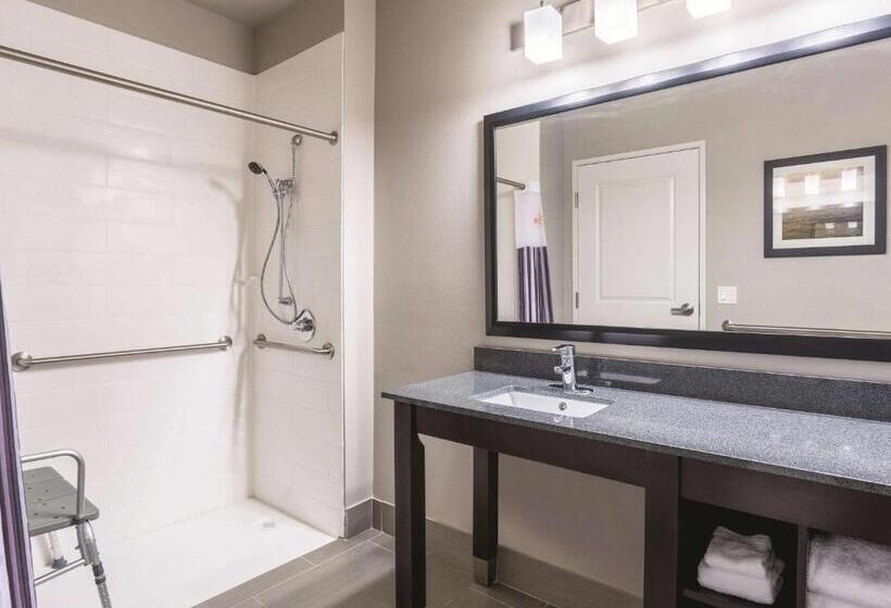 اتاق استاندارد برای معلولان, La Quinta Inn & Suites By Wyndham Walla Walla