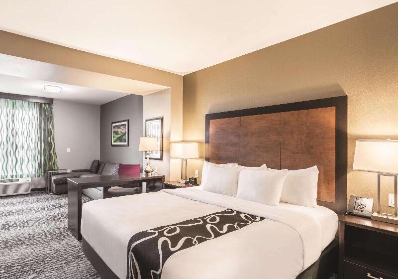 اتاق اجرایی با تخت بزرگ, La Quinta Inn & Suites By Wyndham Walla Walla