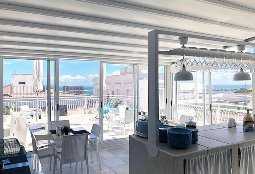オーシャンビューデラックスルームバルコニー付き, Casa Manfredi   Manfredi Homes&villas