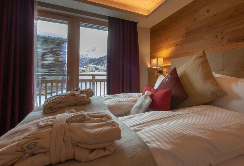 اتاق سوپریور سه تخته, Mont Chalet Nevada   Hotel & Spa