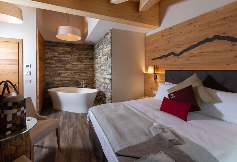 سوئیت با وان آب گرم, Mont Chalet Nevada   Hotel & Spa