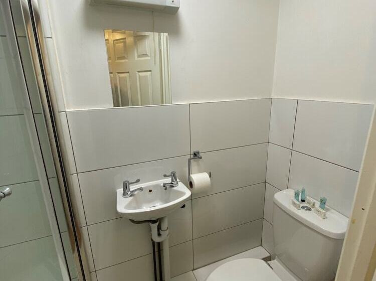 Номер Стандарт Индивидуальный, Buckingham Guest House For Contractors