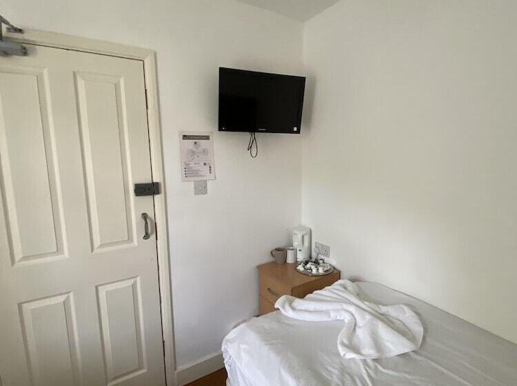 Номер Стандарт, Buckingham Guest House For Contractors