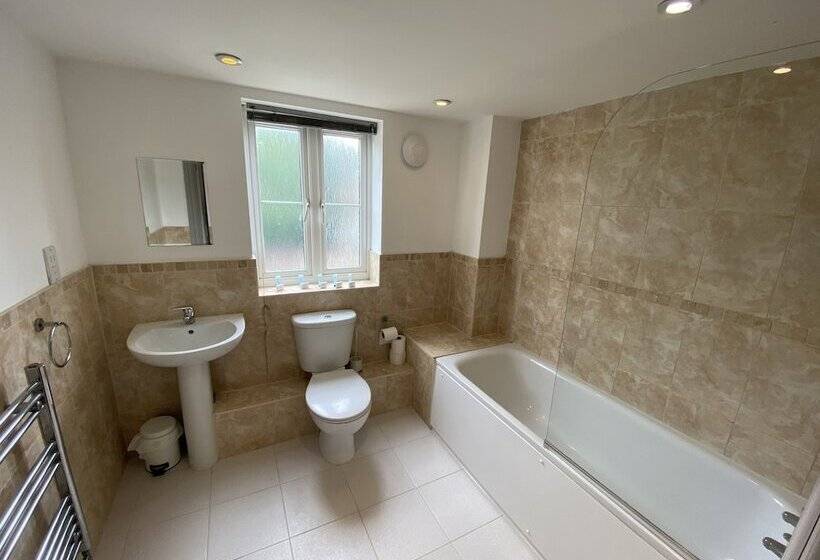 带1个卧室的公寓, Buckingham Guest House For Contractors