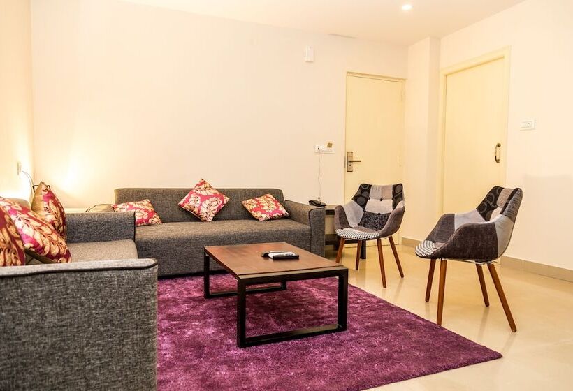 Номер Deluxe, Fabhotel Astra Suites   Hsr Main Road