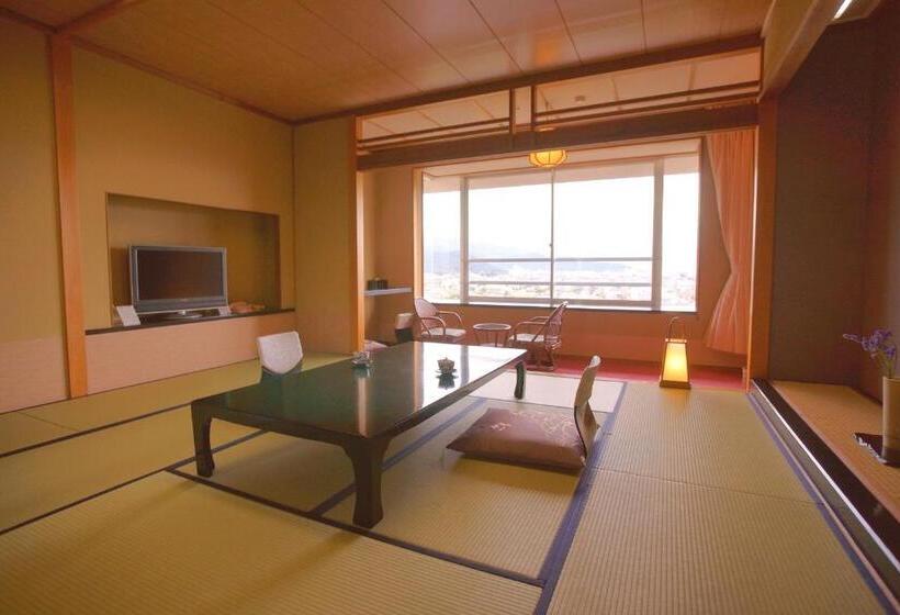 اتاق استاندارد با چشم‌انداز, Kaminoyu Onsen