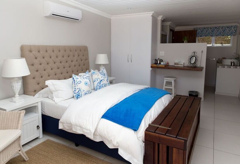Номер Стандарт, Nuwerus Lodge Paarl