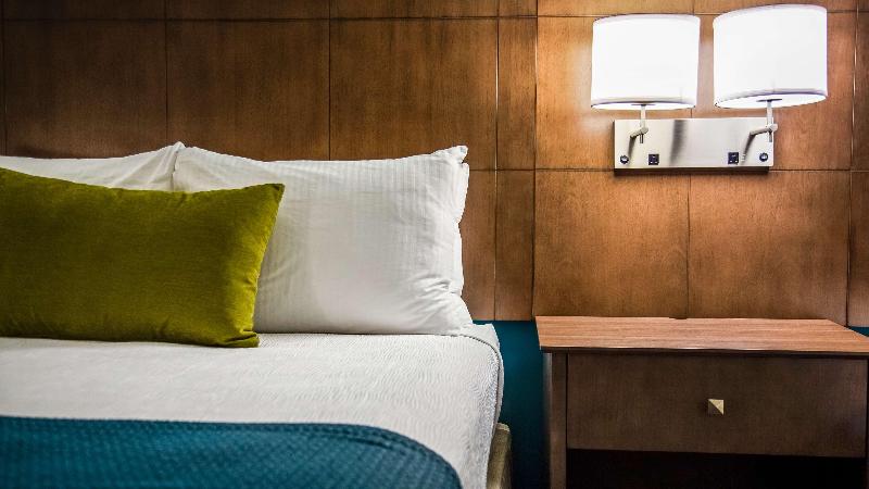 带大床的套房, Best Western Plus Bolivar Hotel & Suites