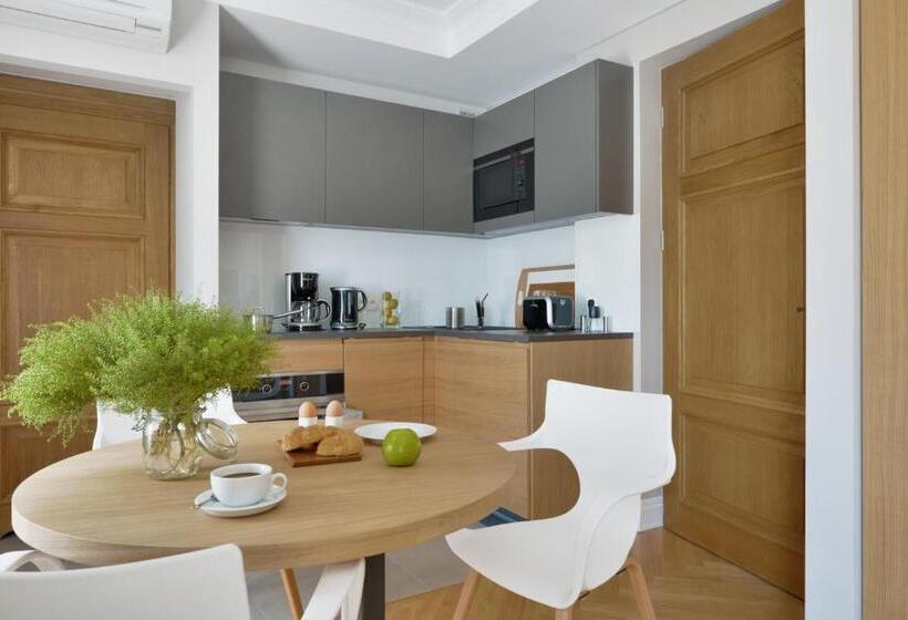 高级工作室, Stradonia Serviced Apartments
