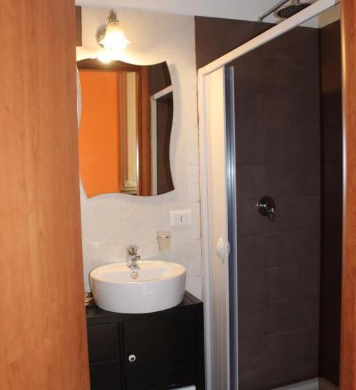 Quarto Estandar com Sacada, Anirbas