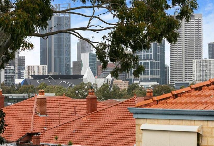 스탠다드 스튜디오, Malibu Apartments   Perth