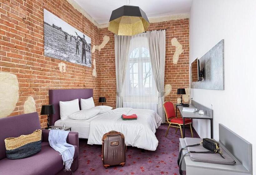Номер Deluxe, Koszary Arche