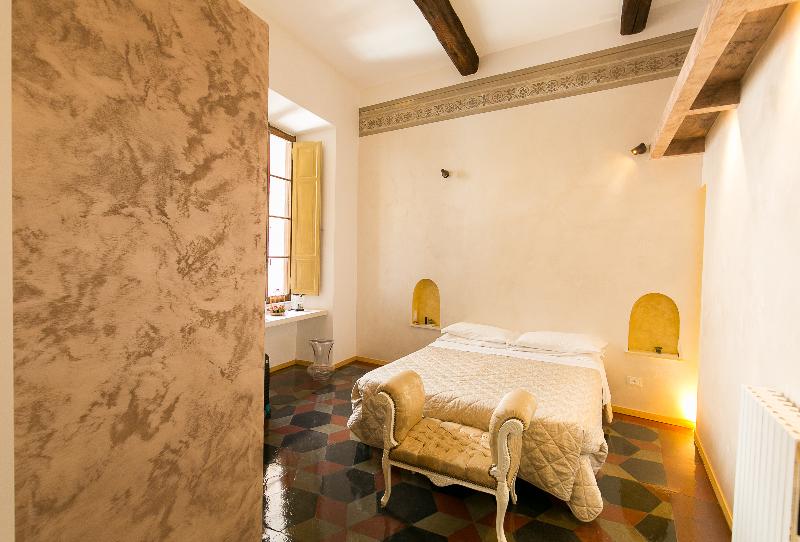 Camera Tripla Deluxe, Nerva Accomodation Cavour