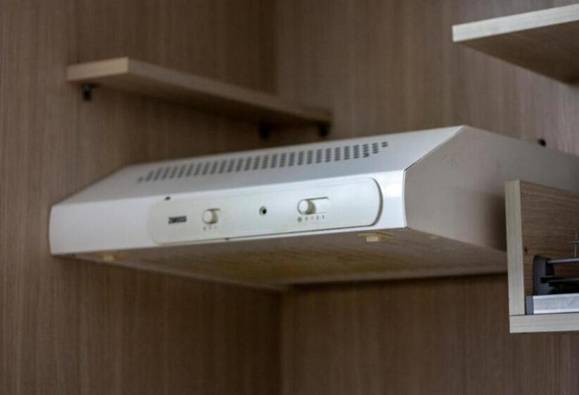 اتاق اکونومی یک تخته, Happy Accomodation