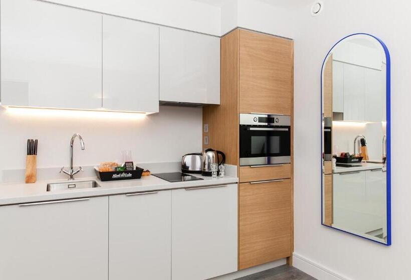 Апартаменты 1 Спальня, Rockwell East Tower Bridge