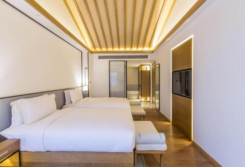 Номер Deluxe, The Sifang Hotel Nanjing, Autograph Collection