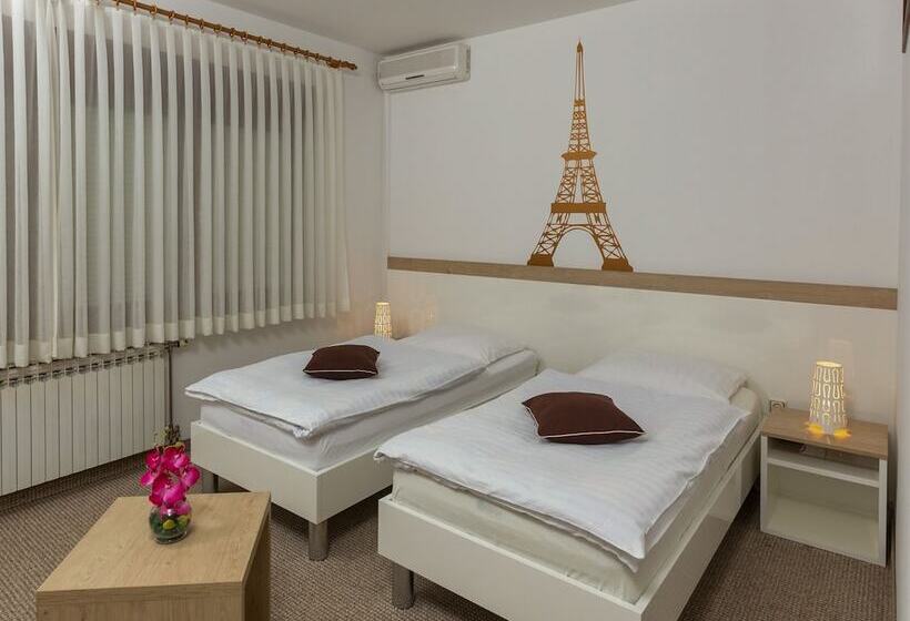 标准三人间, Rooms Pleška Zagreb Airport