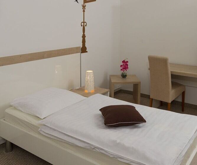 اتاق استاندارد, Rooms Pleška Zagreb Airport