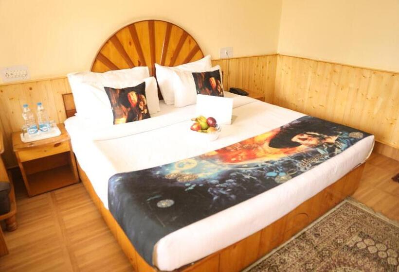 스탠다드 룸 킹사이즈 침대, Purnima Guest House, Old Kasol