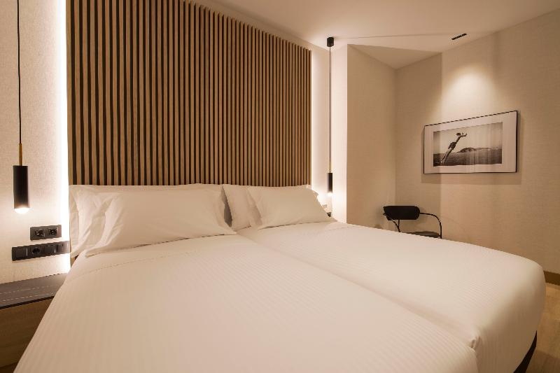 Номер Deluxe, Novotel Karawang
