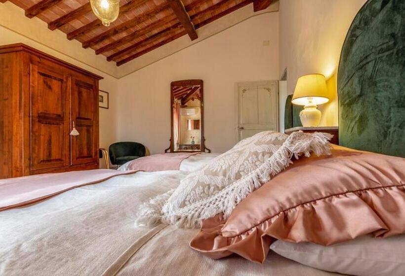 Апартаменты 3 Спальни, Podere Sant'antonio
