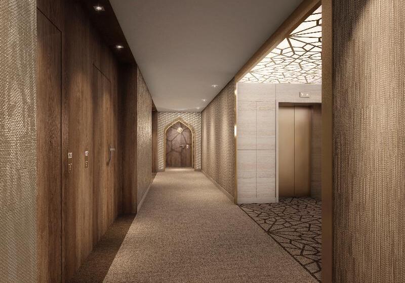 سوییت جونیور, Shaza Makkah