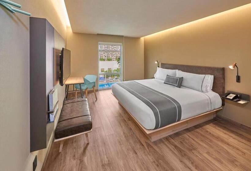 חדר סטנדרט עם מיטת קינג, City Express Plus By Marriott Cancun Aeropuerto Riviera