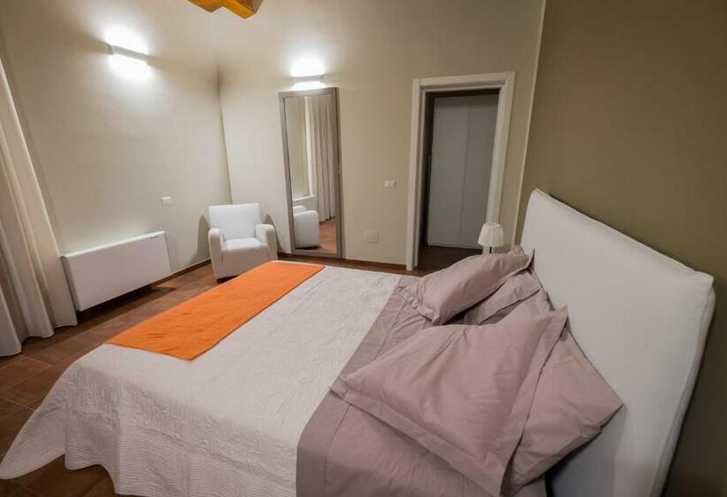 Номер Стандарт с Террасой, Domus Hyblaea Resort