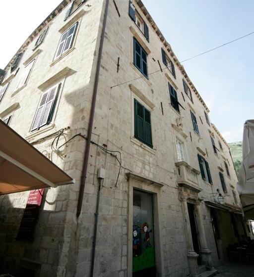 اتاق استاندارد, Blasius Residence
