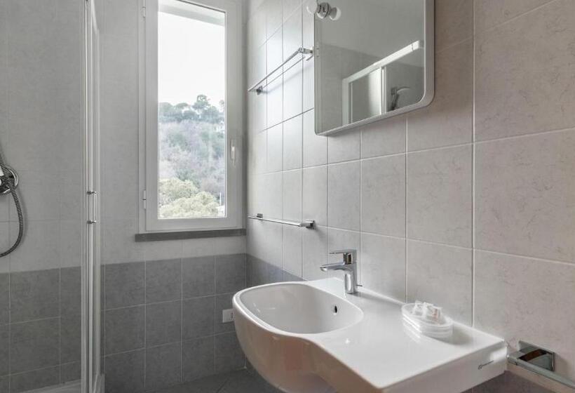 آپارتمان 1 خوابه با چشم‌انداز دریا, Residence Il Poggio